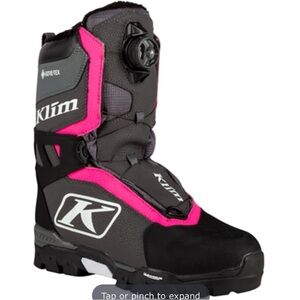 Woman’s KLIM snowmobile boots